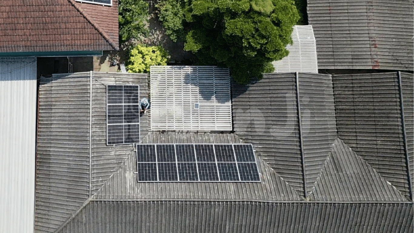 โปรเจคซันจิ โซล่าร์-บ้านพักอาศัย 5kWp-1 Phase-เมือง-นครปฐม